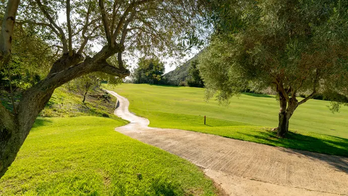 Spain golf courses - Los Arqueros - Photo 15