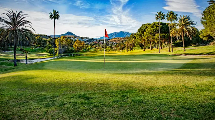 Spain golf holidays - El Paraiso Golf