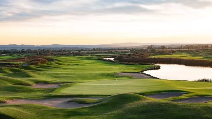 Spain golf courses - Empordá Golf Links Course